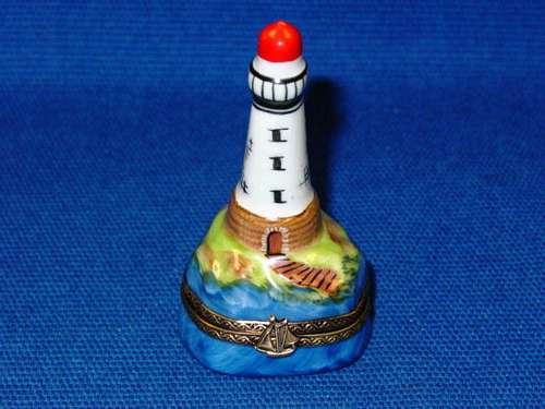 SMALL LIGHTHOUSE